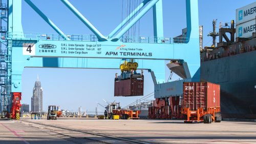 Legacy One Brokers - Port of Mobile - Container Ship Crane